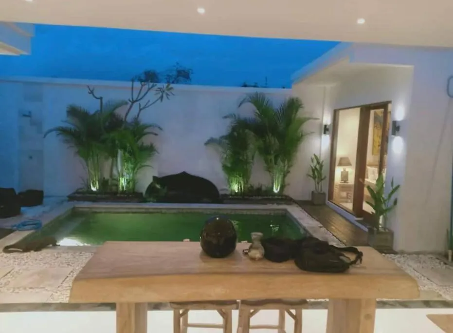 Villa Umara 2 Kerobokan Close To Seminyak Indonezja