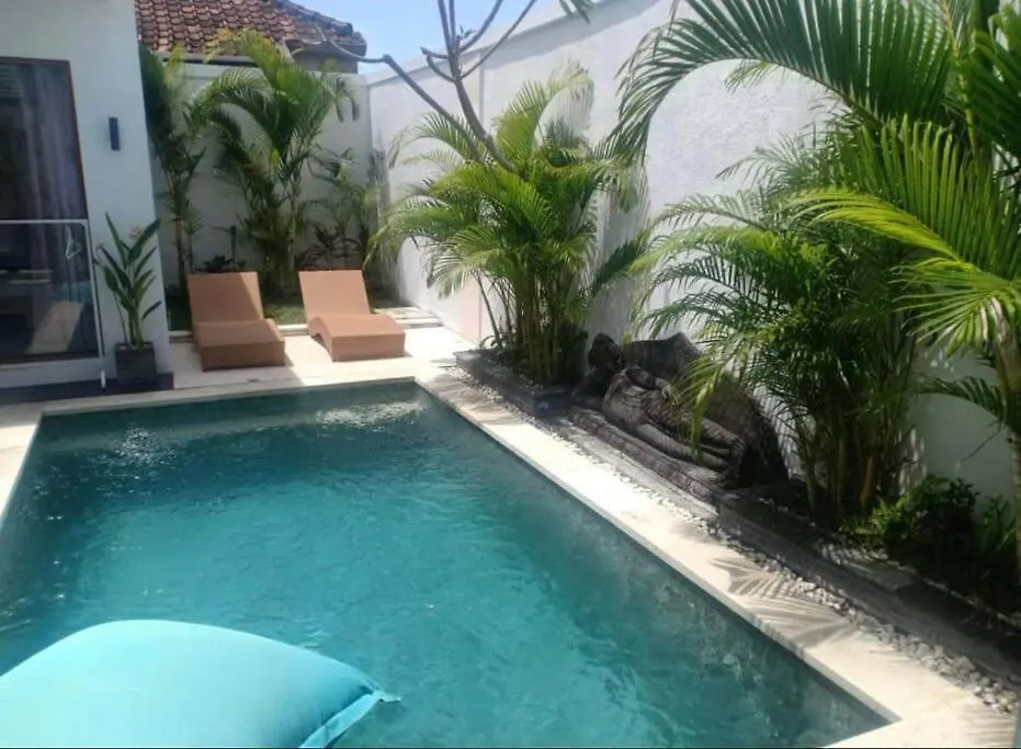 Villa Umara 2 Kerobokan Close To Seminyak Indonezja